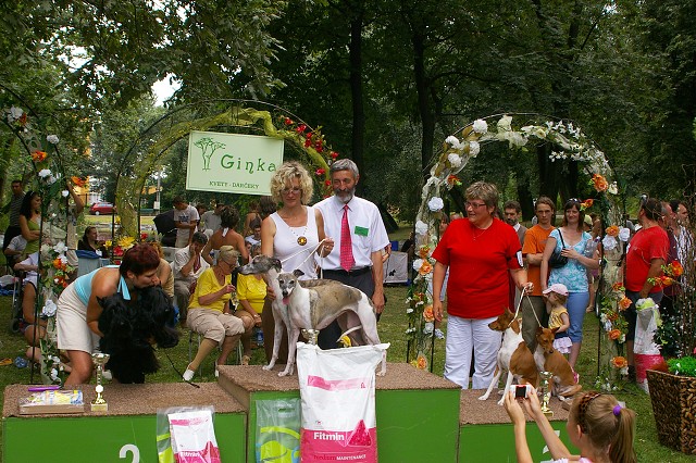 Kynologická revue - www.dogsk.sk