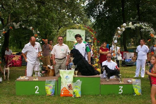 Kynologická revue - www.dogsk.sk