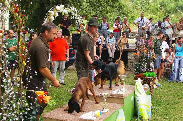Kynologická revue - www.dogsk.sk