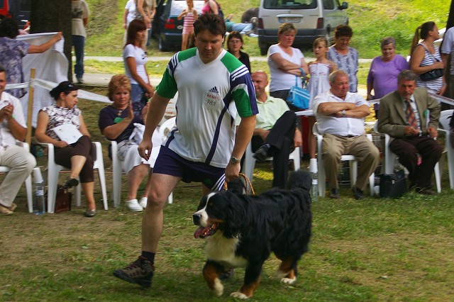 Kynologická revue - www.dogsk.sk