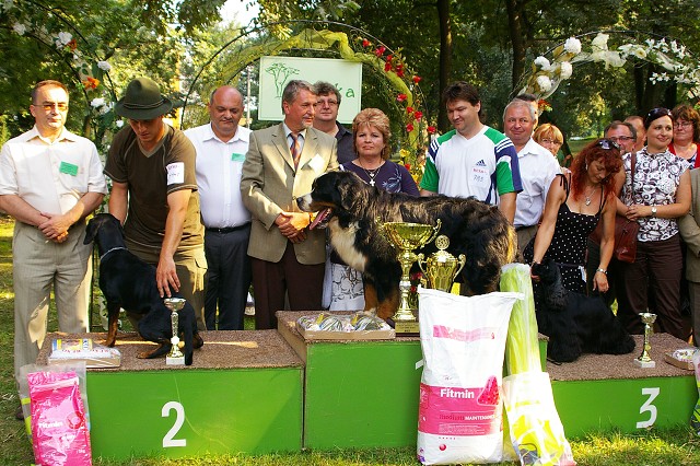 Kynologická revue - www.dogsk.sk